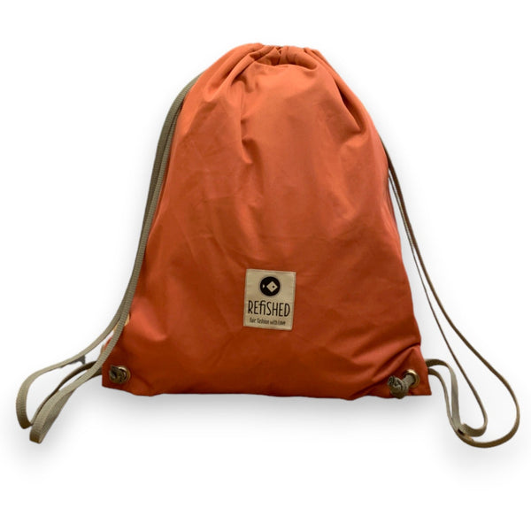 nachhaltigen rucksack in orange
