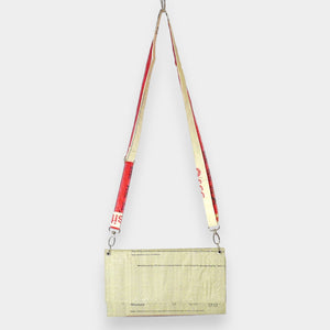 upcycelte Clutch in beige-rot-schwarz