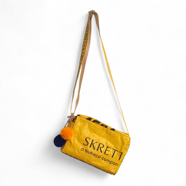 CROSS BODY | Upcycled messenger bag