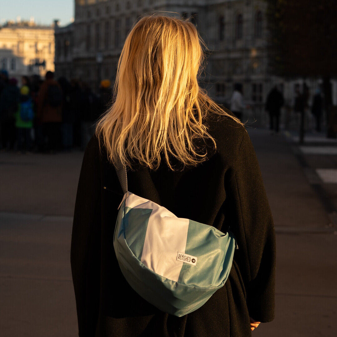 LUNA CROSSBODY BAG · FLAG
