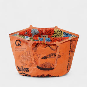 upcycelte Badetasche in orange mit Blumenmuster