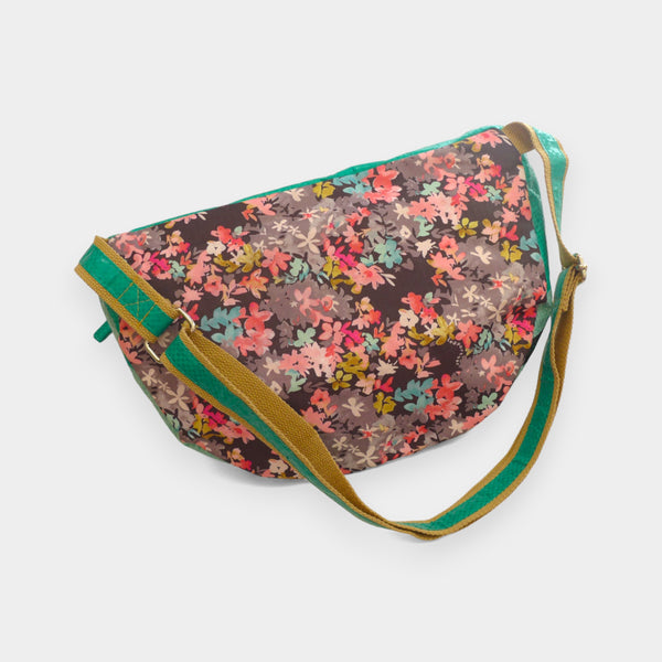 Recycelte Bum Bag  grün-til-blumen