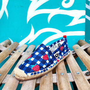 Espadrilles in Raspberry-Mustern