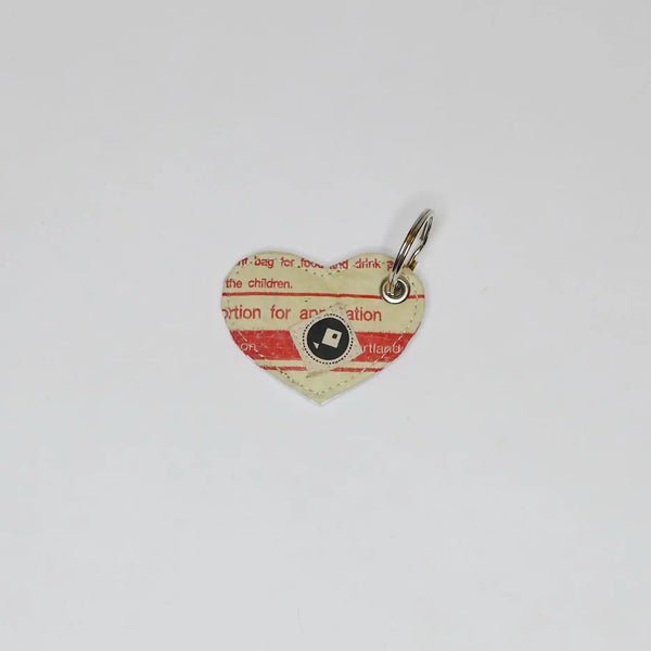 upcycelte Schluesselring beige blau