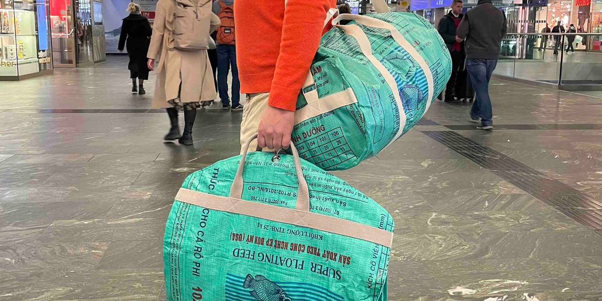 Kombinationen aus Taschen und Accessoires