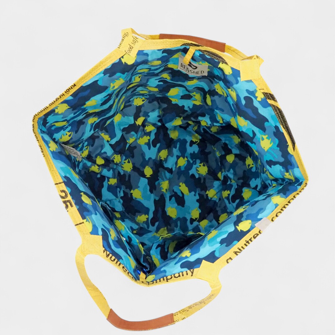 #design_neon-fishies