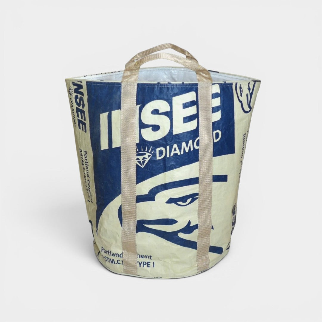 LAUNDRY BASKET OLAF · CEMENT