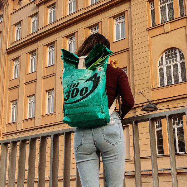 Nachhaltiger Rucksack in grün til
