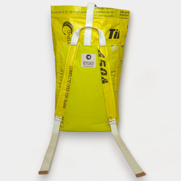 upcycelter rucksack in gelb