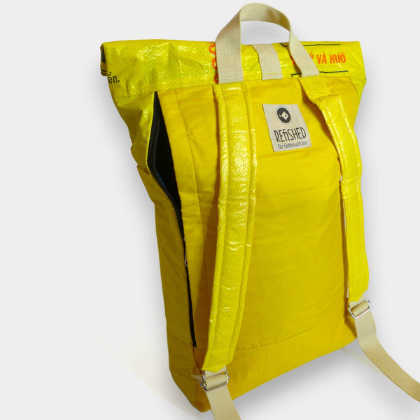 gelber wanderrucksack BACKPACK