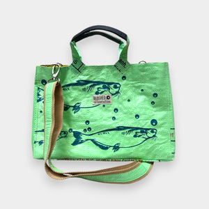 hellgrüne Tasche im Kelly Bag Stil mit Fischmotiv
