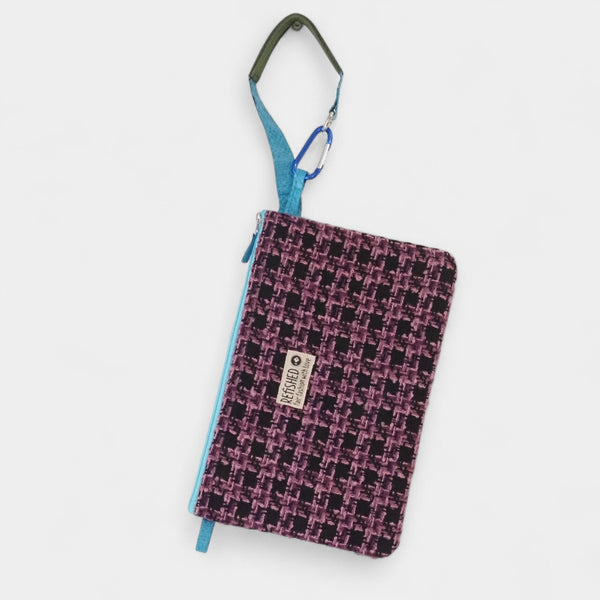 kleine Tasche - Bag-in-Bag - in lila-schwarzem Tweedstoff