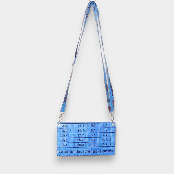 Upcycled Clutch in Dunkleres-Blau