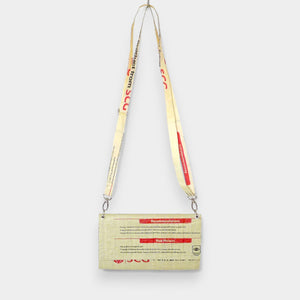 Nachhaltige Clutch in beige-rot-schwarz