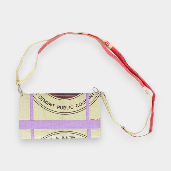 upcycled clutch in beige-rot-lila
