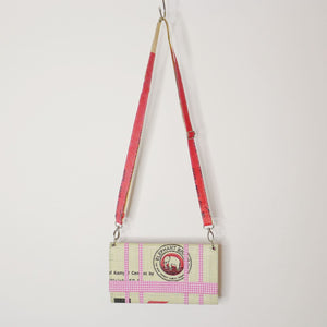 upcycled clutch in beige-rot-rosa