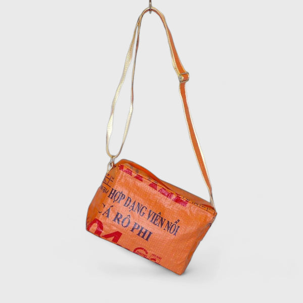 crossbody gurt orange