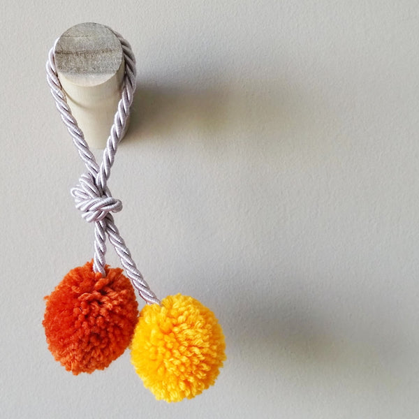 HAPPY | Pair of PomPoms