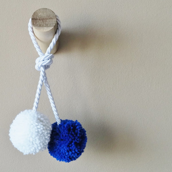 HAPPY | Pair of PomPoms
