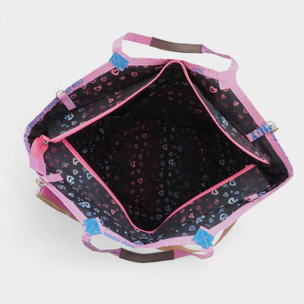 Soulmate Badetasche mit Zipp & Gurt in rosa mit dunklem Innenfutter