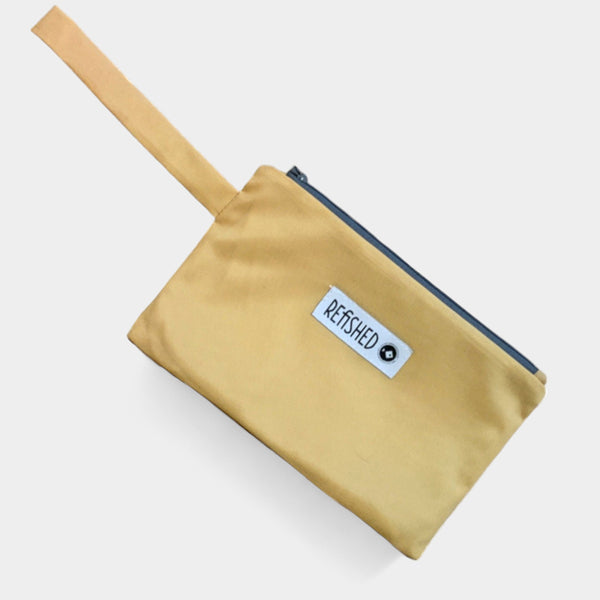 Praktisches Täschchen in gelb