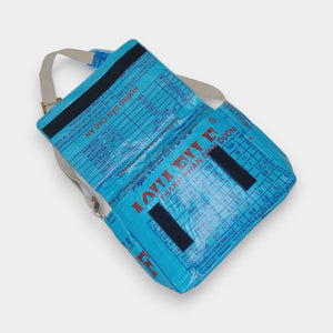 aqua blau messenger bag