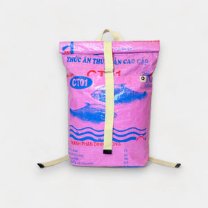 Recycelter Rucksack in pink mit blauen Fischen