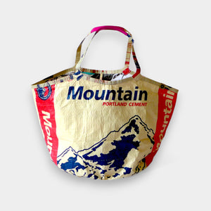 upcycled shopper cement