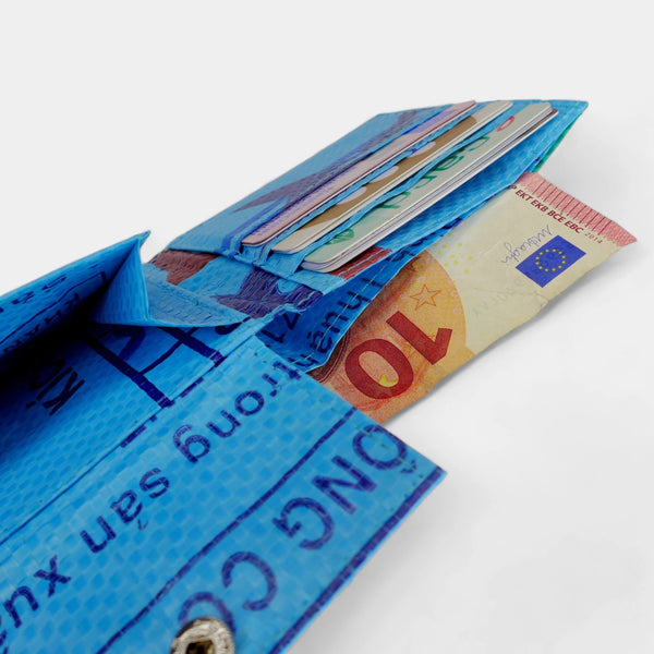 upcycelte klassische Geldbörse innerhalb in blau