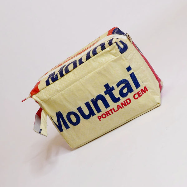 Necessaire 'WASH ME'