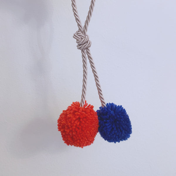 refished pompon happy bommel rot blau