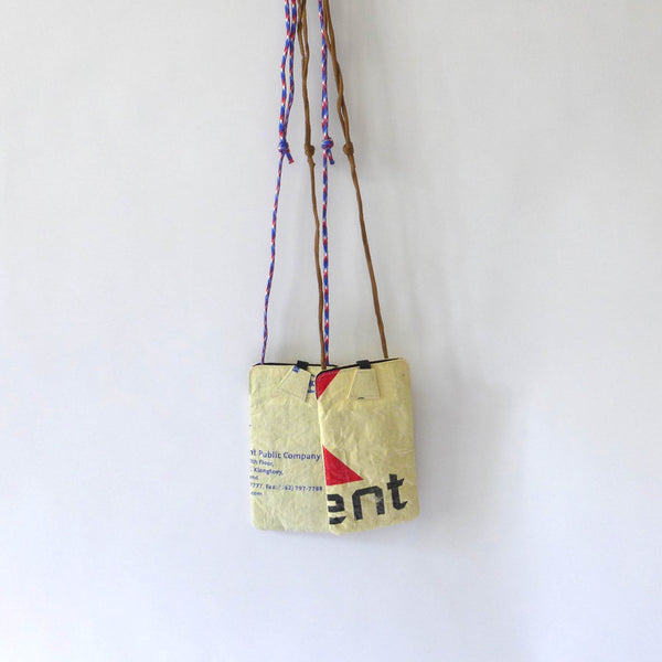 Mobile phone chain "SWING"